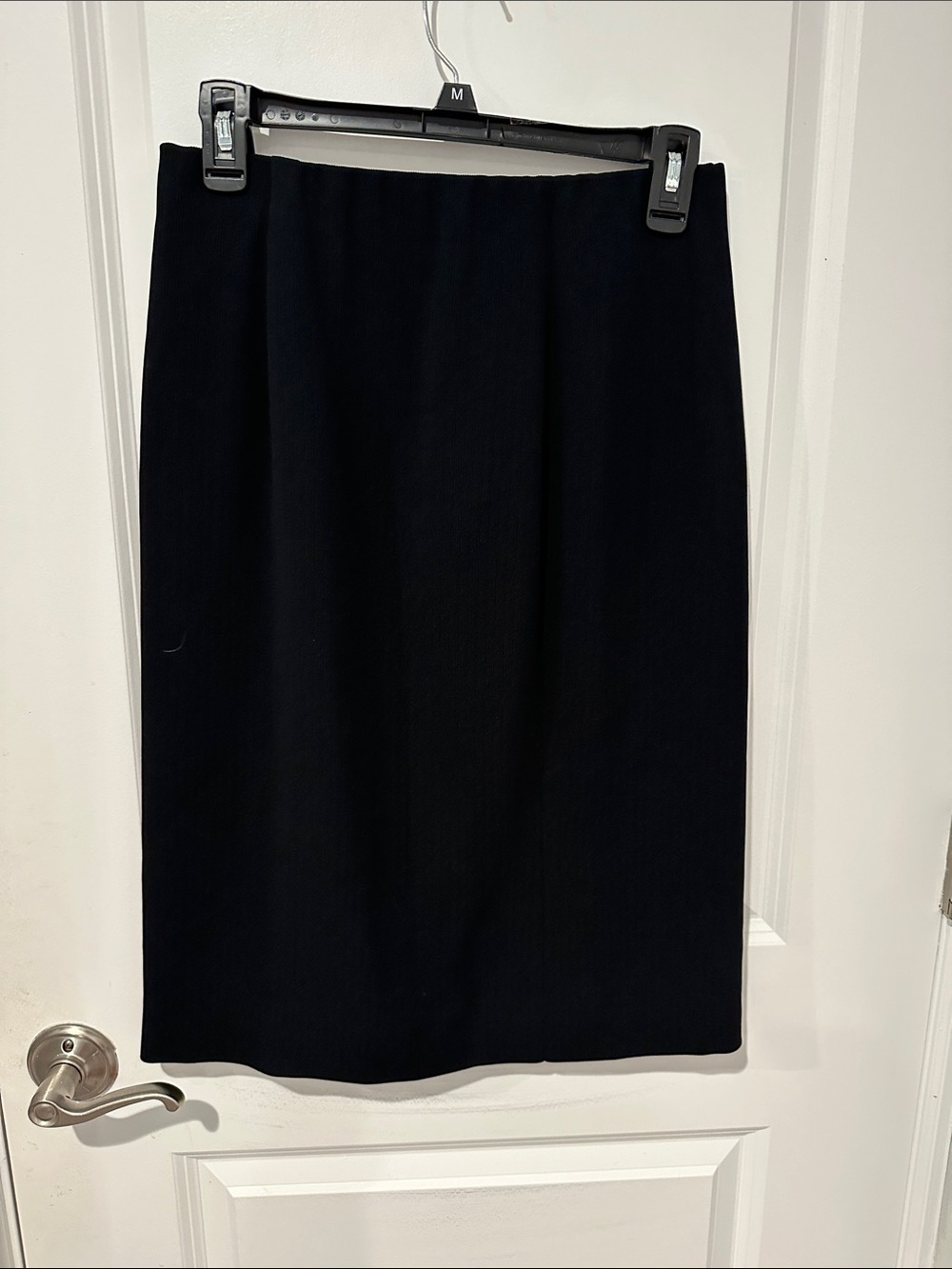 Women's Black Pencil Skirt - Sleek Professional Fit